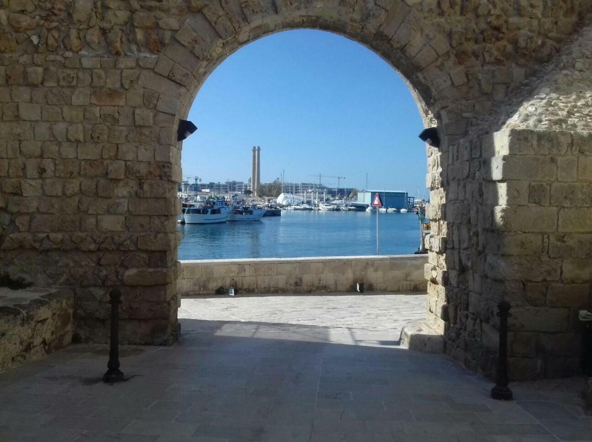 Casa Vacanze Antiche Mura E Poi Monopoli Exteriér fotografie